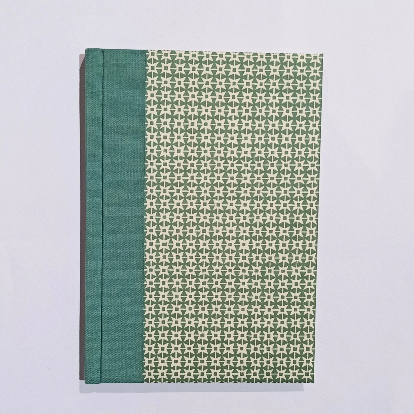 Adressbuch DIN A6 Zackenstern grün