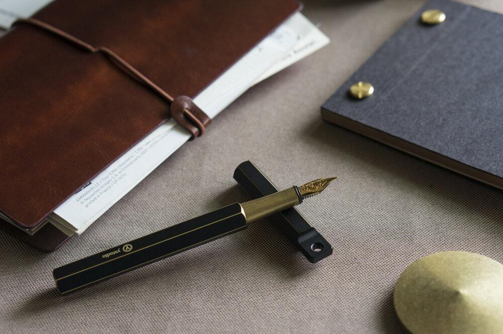 Classic Revolve Portable Fountain Pen Black - Image 7