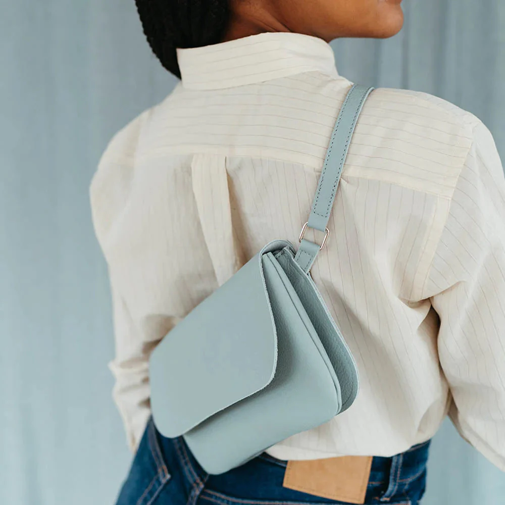 Ledertasche Double Up Hellblau Mint – Keecie - Image 9