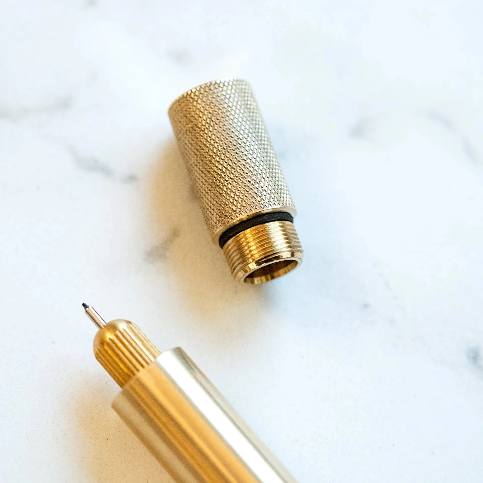 Lumos Brass: Special Edition - Refillable - Fineliner, Filzstift, Brushpen - Image 3