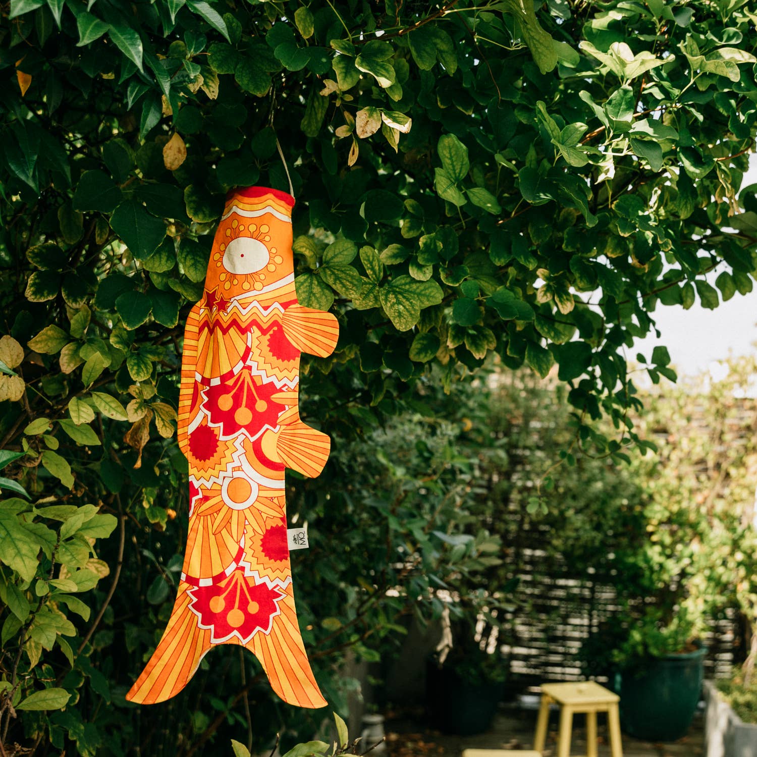 Koinobori Seventies (S) | Japanische Fisch Windsocke orange im 70s Style - Image 3