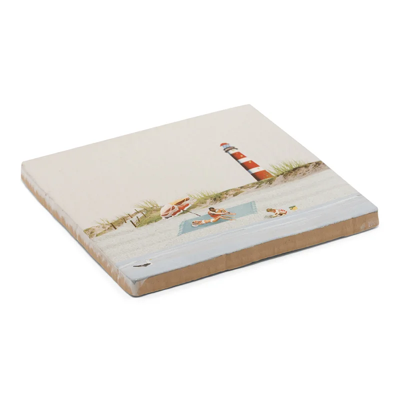 Salty Sand of Ameland - Familie am Strand mit Leuchtturm - StoryTiles - Image 2