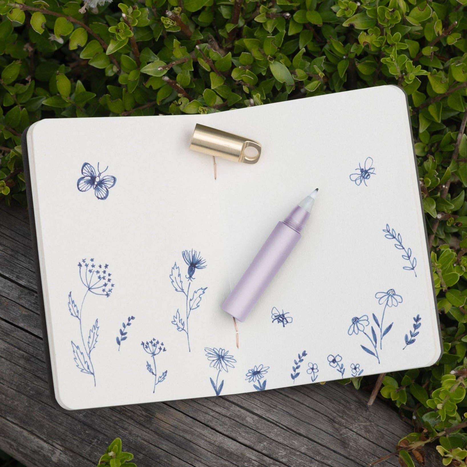 The Field Mouse – refillable travel pen: Midnight - Image 15