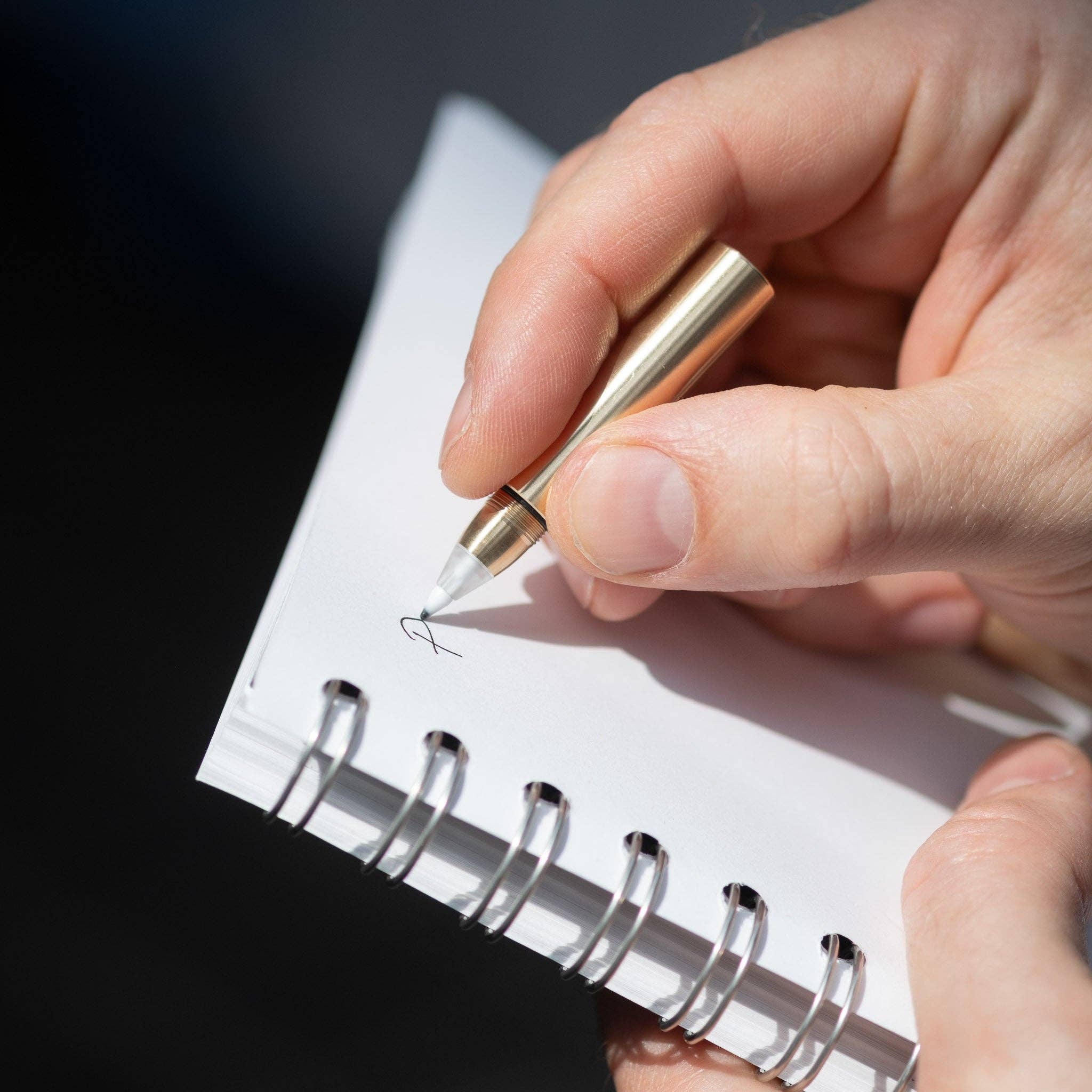 The Field Mouse – refillable travel pen: Midnight - Image 2