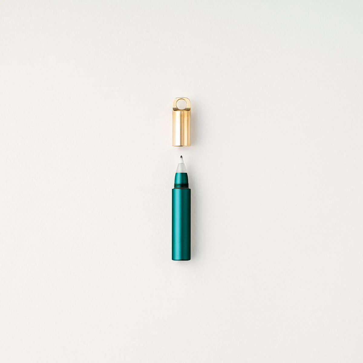 The Field Mouse – refillable travel pen: Midnight - Image 26