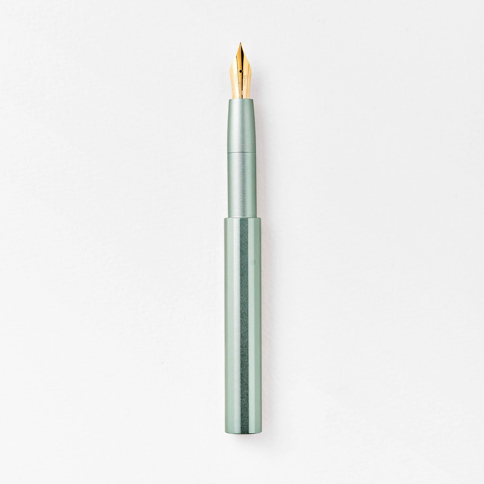 The Studio Pocket Fountain Pen 2.0: Sage / Fine
