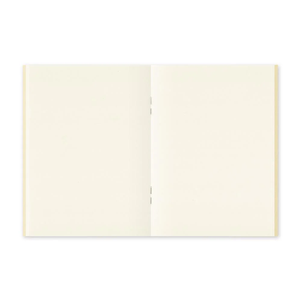 TRAVELER’S notebook Passport 013 Blank MD Paper Cream | Blanko Refill - Image 4